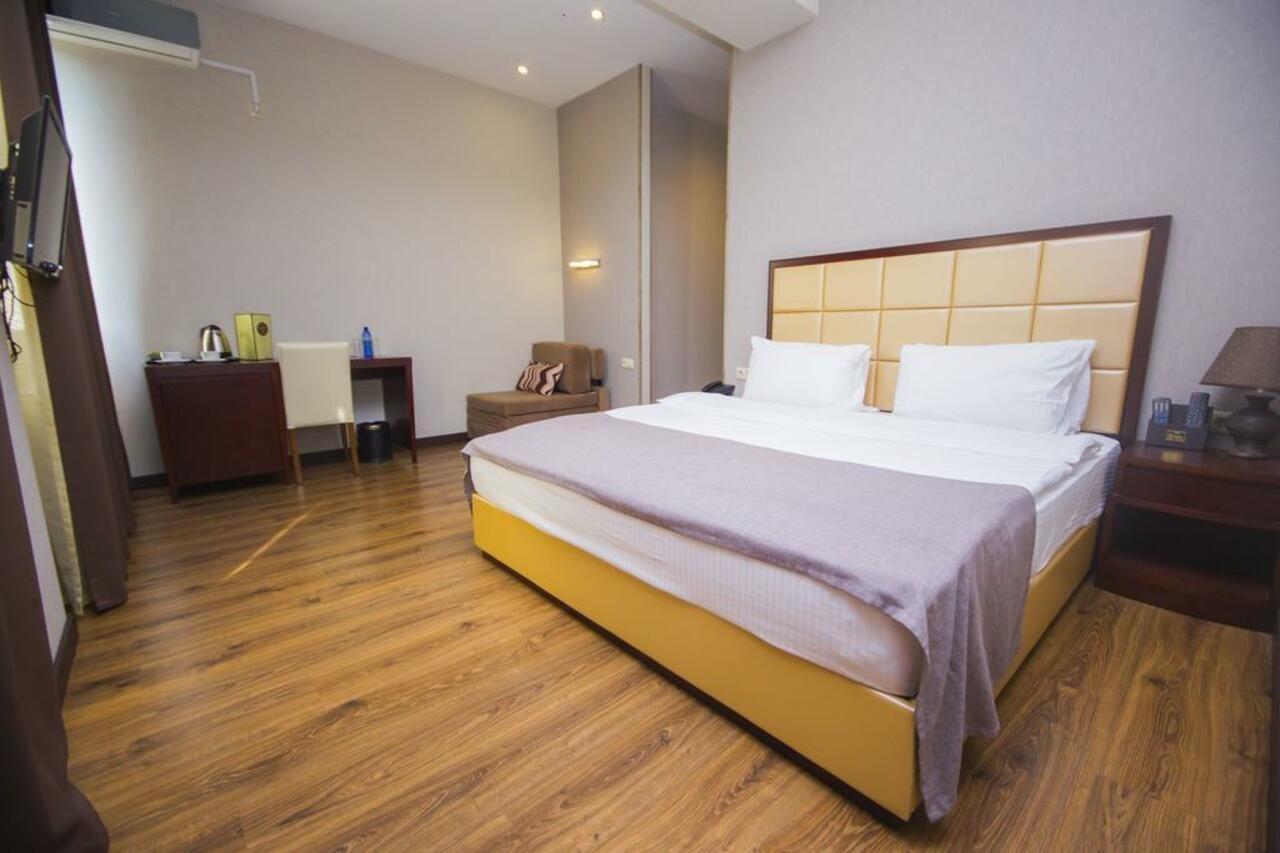 Hotel Orion Old Town 第比利斯 外观 照片