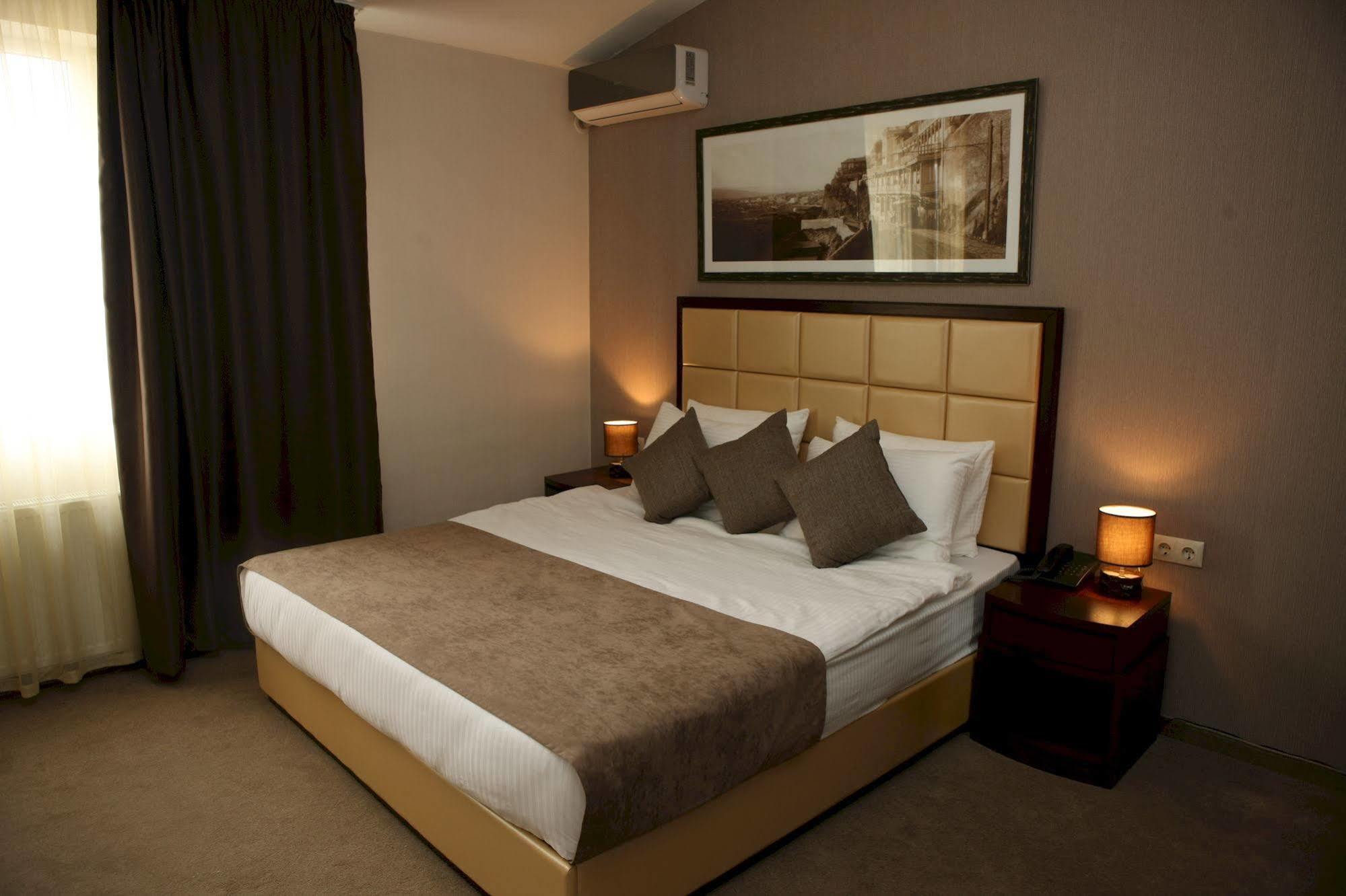 Hotel Orion Old Town 第比利斯 外观 照片