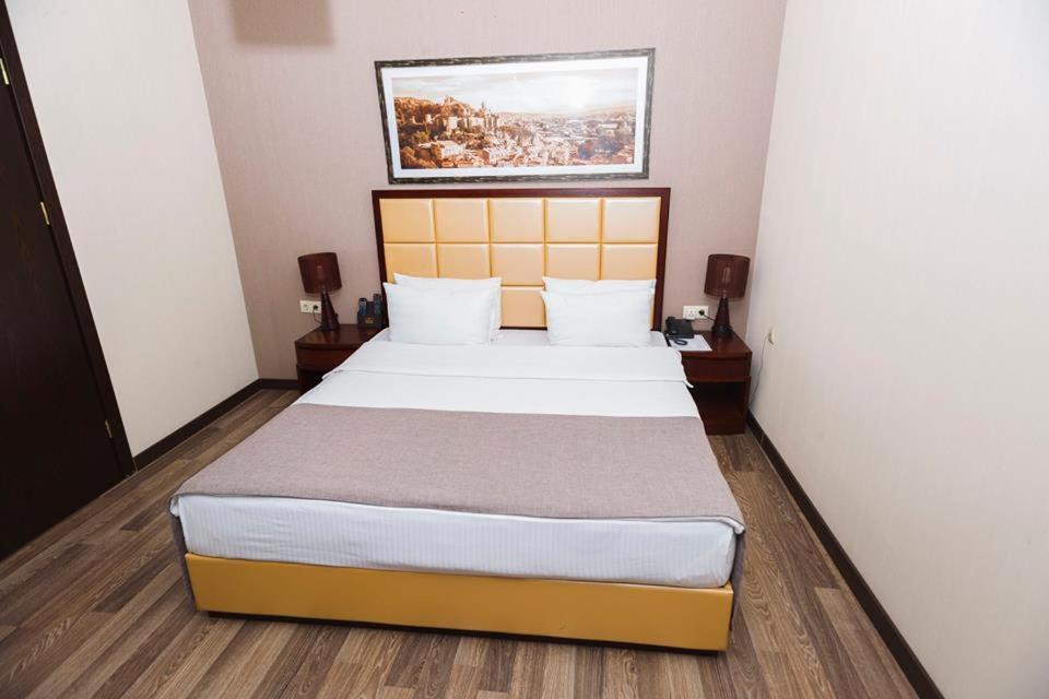 Hotel Orion Old Town 第比利斯 外观 照片